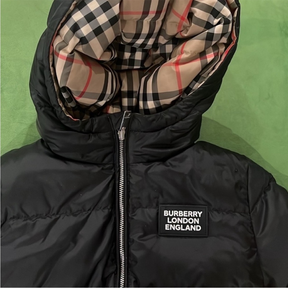 Burberry - Picture 5 of 5